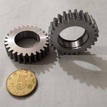 Сģ���X݆�ǘ�ƽ��A�����������늙C�R�_�Cе���Сģ��ֱ�X݆