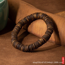 海南三宝莺歌绿奇楠特色随形片片珠单圈不规则素珠沉香手串天然