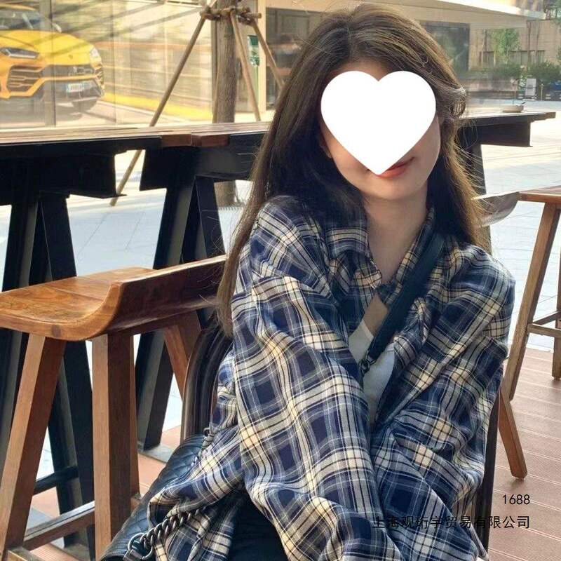 Spring and autumn vintage plaid shirts for men and women, loose casual tops, comfortable and versatile, summer sun protection shirts, outerwear Spring and autumn vintage plaid shirts for men and women, loose casual tops, comfortable and versatile, summer sun protection shirts, outerwear