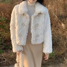 2025新款春季毛绒上衣牛角扣皮毛一体短款外套女