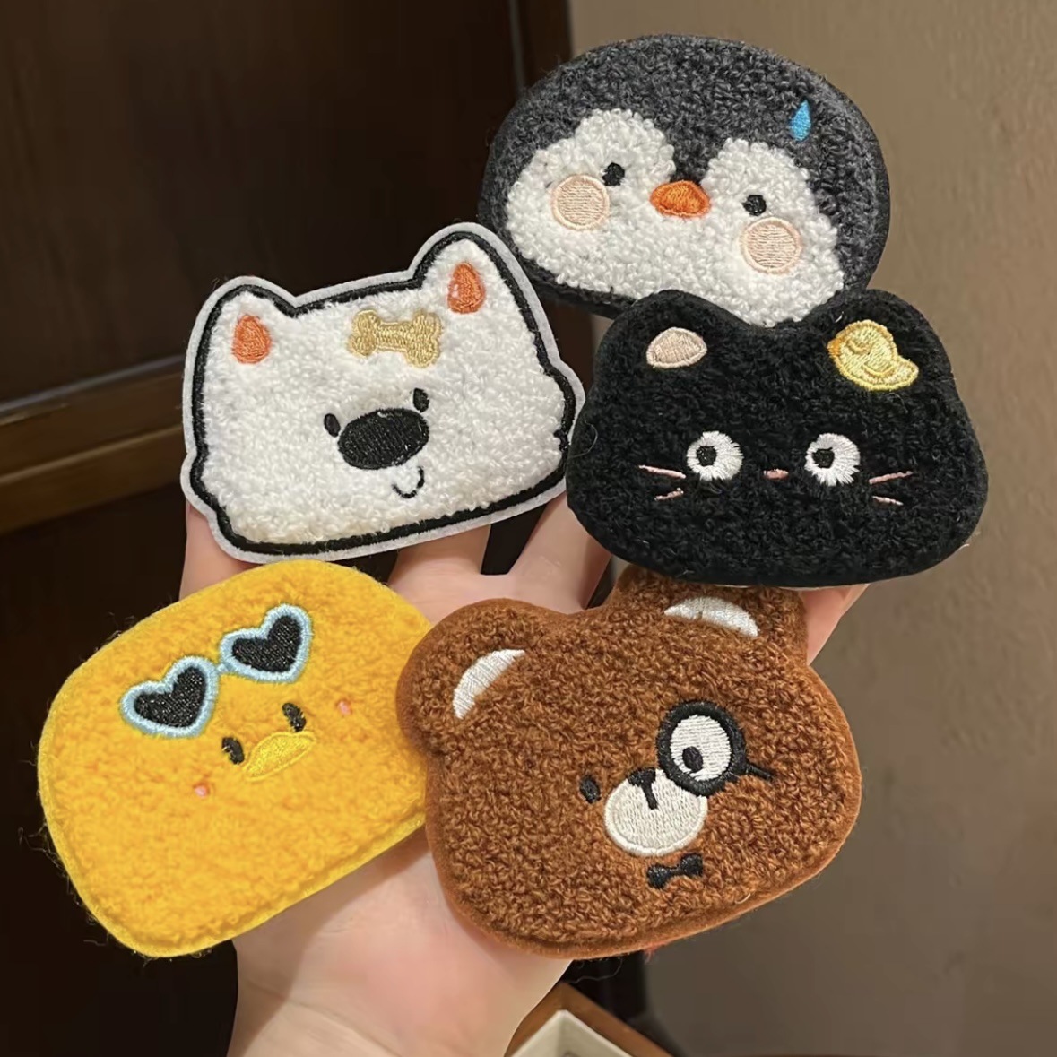 Cute Pet-Themed Magic Stickers, Animal-Style Bangs Stickers, Soft and Fun Hair Clips, Girly Hair Tidying Tool