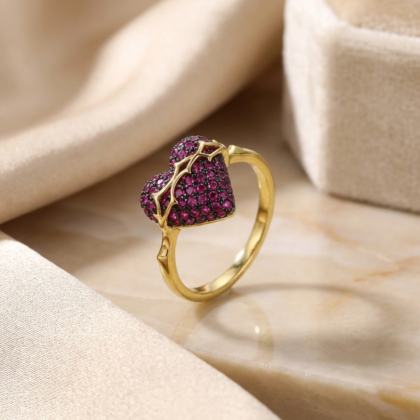 Elegant Heart Ring With Full Diamond Detail For Women_voghion.com