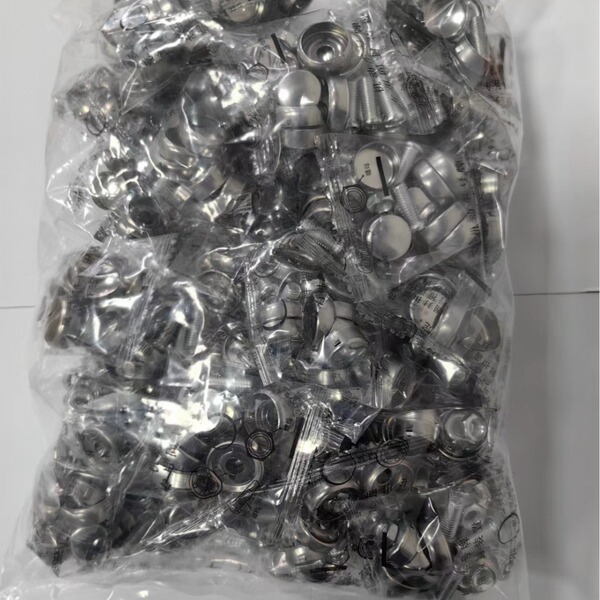 500 sets of logistics license plate frame fixed screw buckle nut…