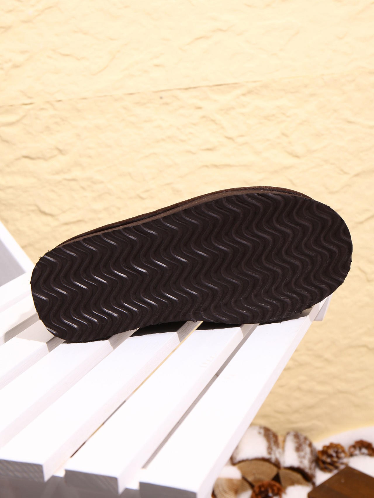 Women's Plus Size Cotton Slippers With Lace Trim And Thick Sole_voghion.com