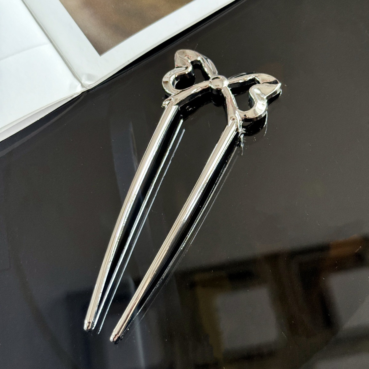 Europa y los Estados Unidos de alta sensación U pinzas de cabello bola cabeza cabeza fija artefacto para el cabello nuevo pein lateral enchufe joyas al por mayor