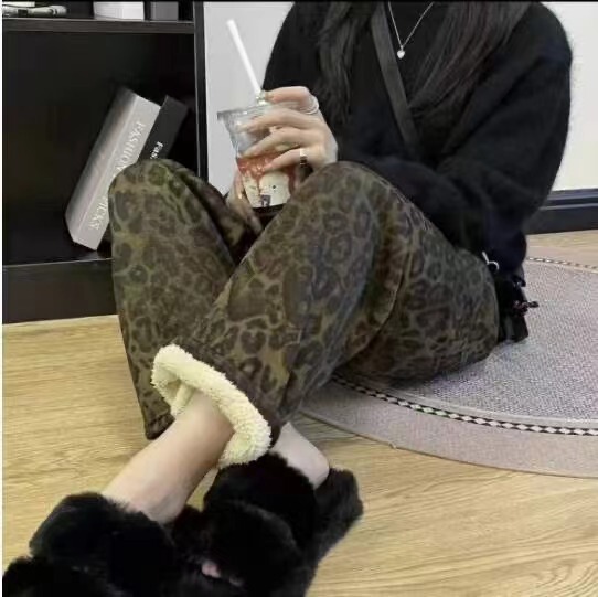 格子とベルベットのワイドパンツ女性冬の新型学生は腰がゆったりしているストレートで、子羊のベルベットの保温カジュアルパンツを厚くしている|undefined