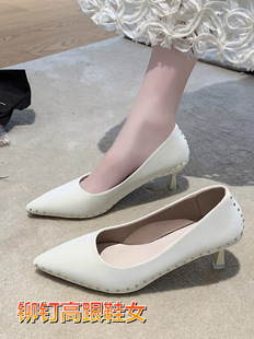 �Tᔸ߸�ЬŮ2025�¿����¼��^�\�ڼ�����Ь��ʽ���|�I����Ь��