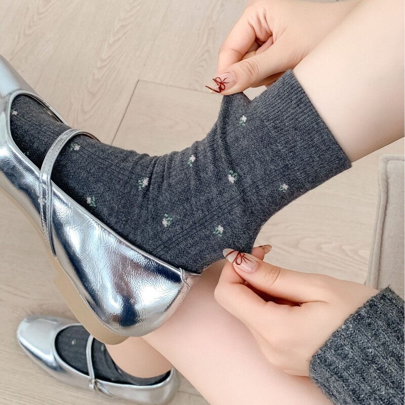 袜子女秋冬新款精梳棉中筒袜堆堆袜ins潮女袜日系碎花韩版长筒袜|undefined