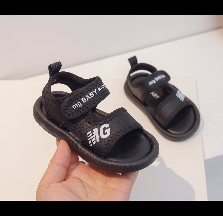 Versione coreana di sandali spessi casual, scarpe da bambino con suola morbida da spiaggia per ragazzi e ragazze, scarpe per bambini estive 2023_voghion.com
