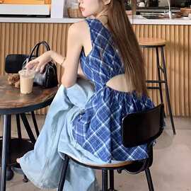 蓝格子无袖复古镂空背心衬衫女夏季2026新款收腰显方领外穿上衣