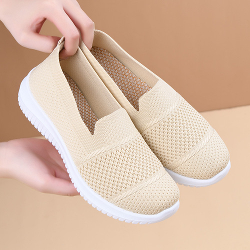 Women's Large Size Breathable Flyknit Flat Work Shoes Net Shoes Casual Single Shoes