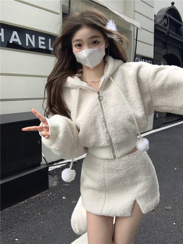 仿羊羔毛纯欲风开衫外套两件套女2025新款秋冬高腰半身裙套装短裙|undefined