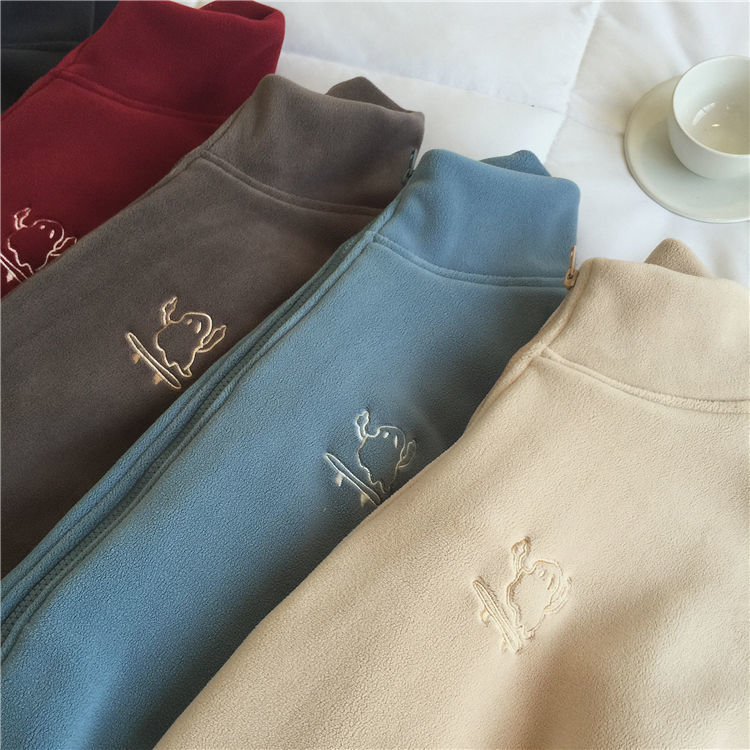 Stylish Detail of Cardigan
