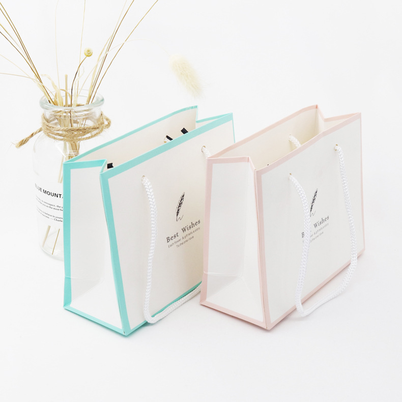 现货厂家批发 韩版INS风卡纸手提袋 首饰化妆品礼品纸袋 印刷手袋