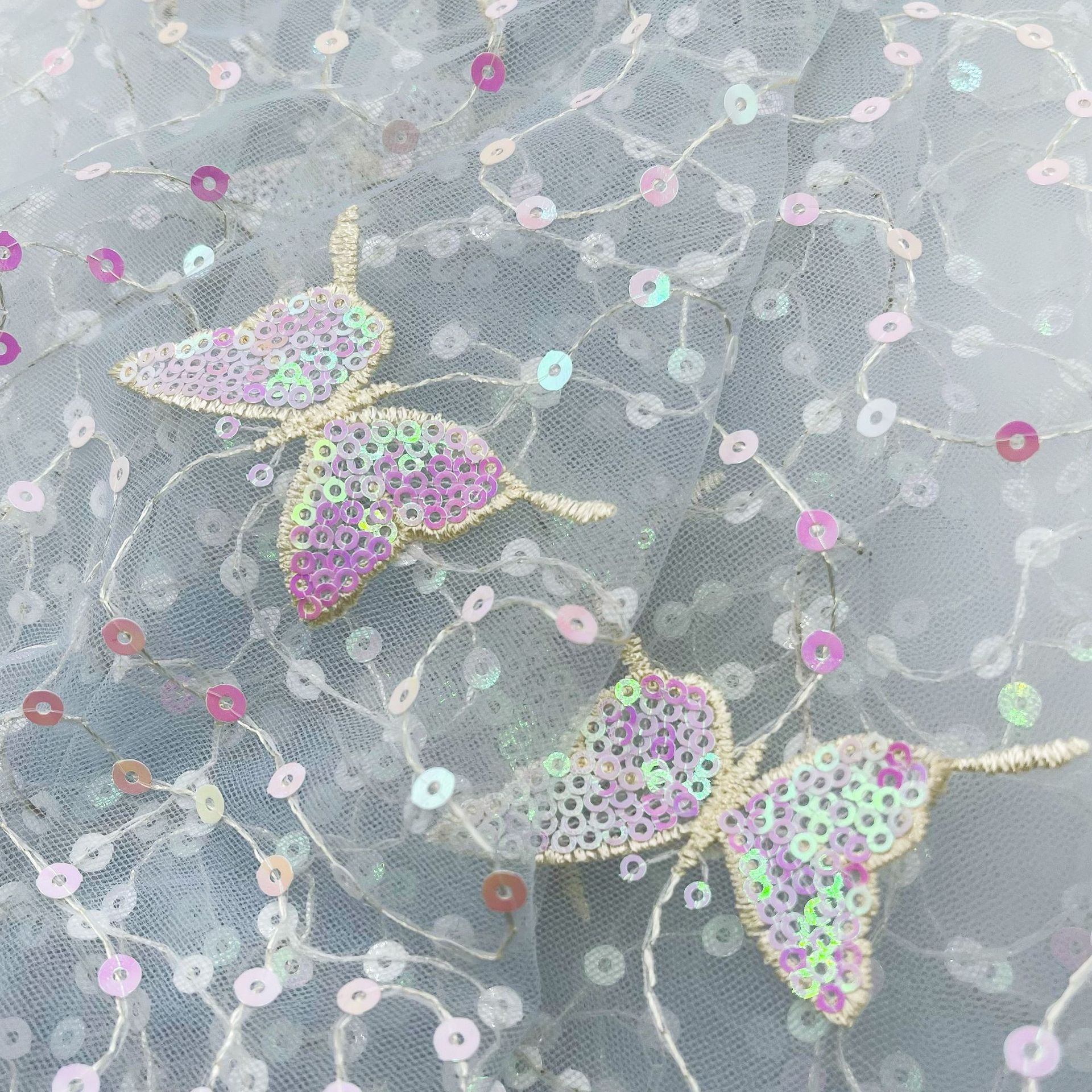 Suministro directo de fábrica nuevo lentejuelas mariposa bordado malla encaje multicolor lentejuelas mariposa malla ropa para niños Hanfu tela