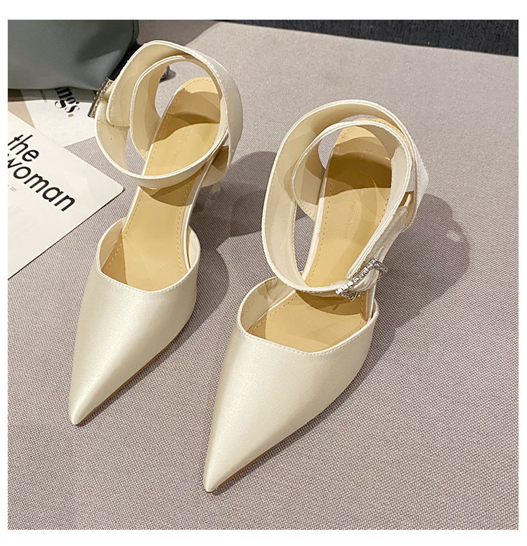 Baotou Slim Sandalen für 2024 Frühling/Sommer Neue Koreanische Ausgabe Spitz Mitte Eine Linie Schnalle Zurück Air High Heel Damen_voghion.com