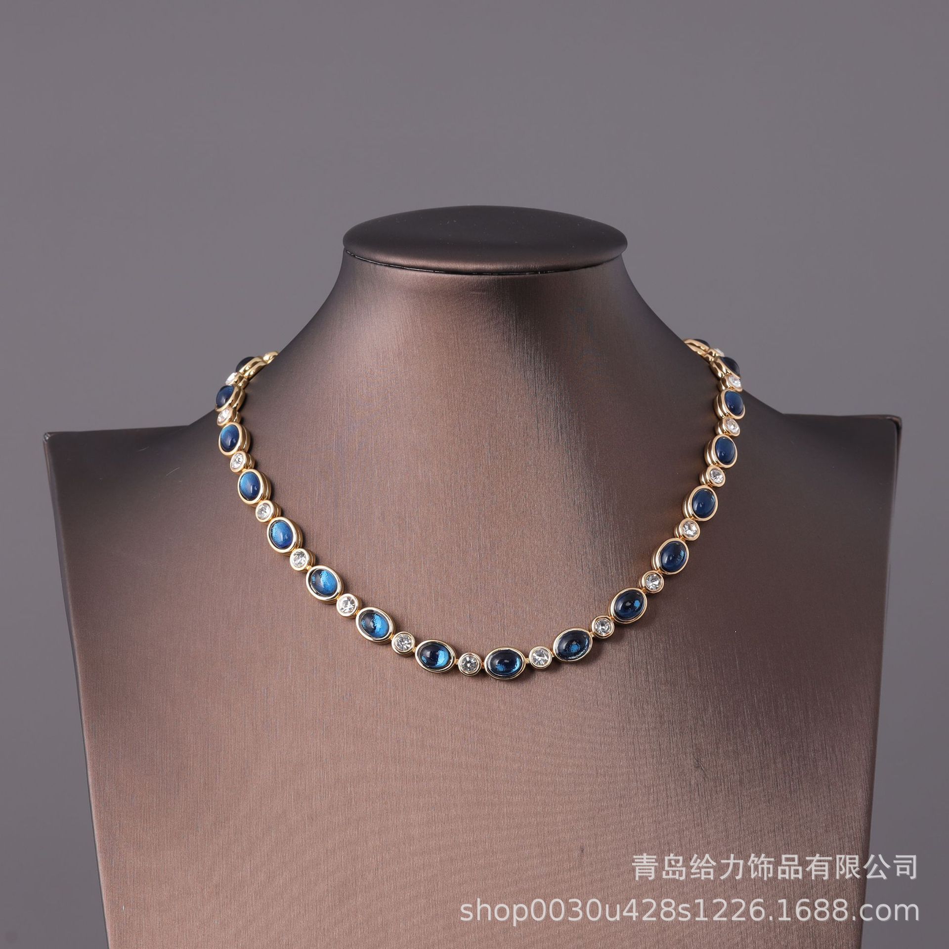 fashionable elegant blue necklace