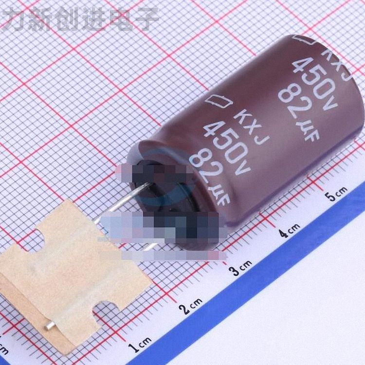 EKXJ451ETD820MMN3S描述82uF 450V电解电容器