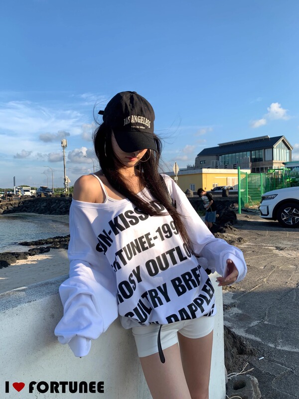 アメリカンホットガールオフショルダーレタープリント長袖Tシャツレディース初秋ミドル丈カジュアルルーズレイジーオフショルダートップ|undefined