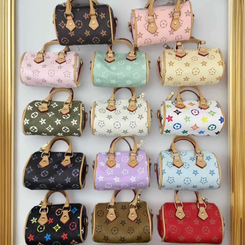 Мини-сумочка, подвеска для школьных принадлежностей к новому учебному году, цветовая гамма «допамин», популярная фигурка в стиле инс.