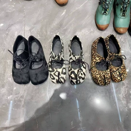 女式时装单鞋;鞋定制加工;女式皮靴