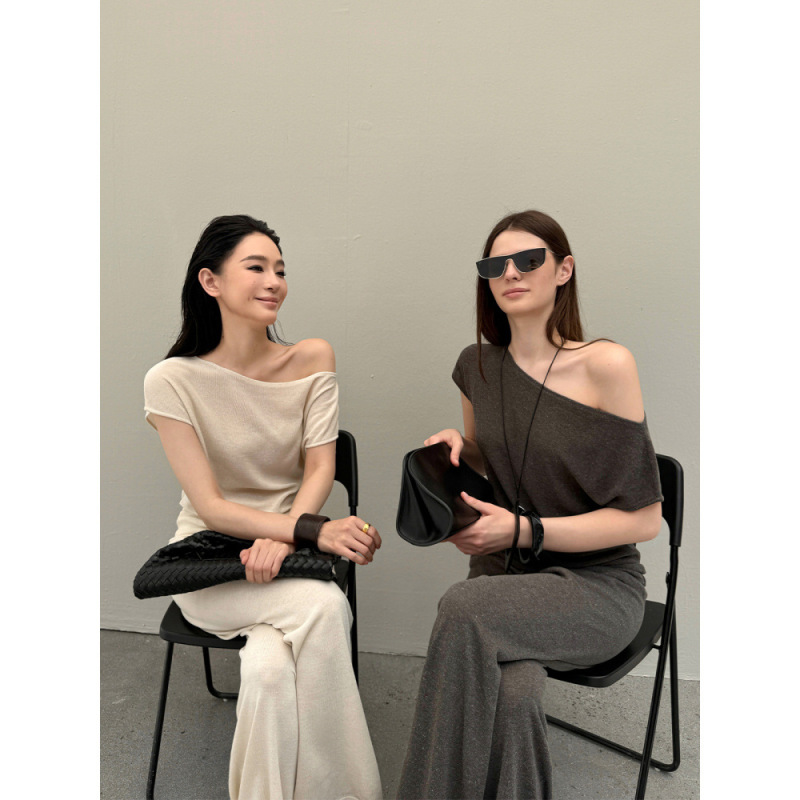 3608# 周淼ZHOUMIAO【静奢 巴塞尔】亚麻针织斜肩T恤女|undefined