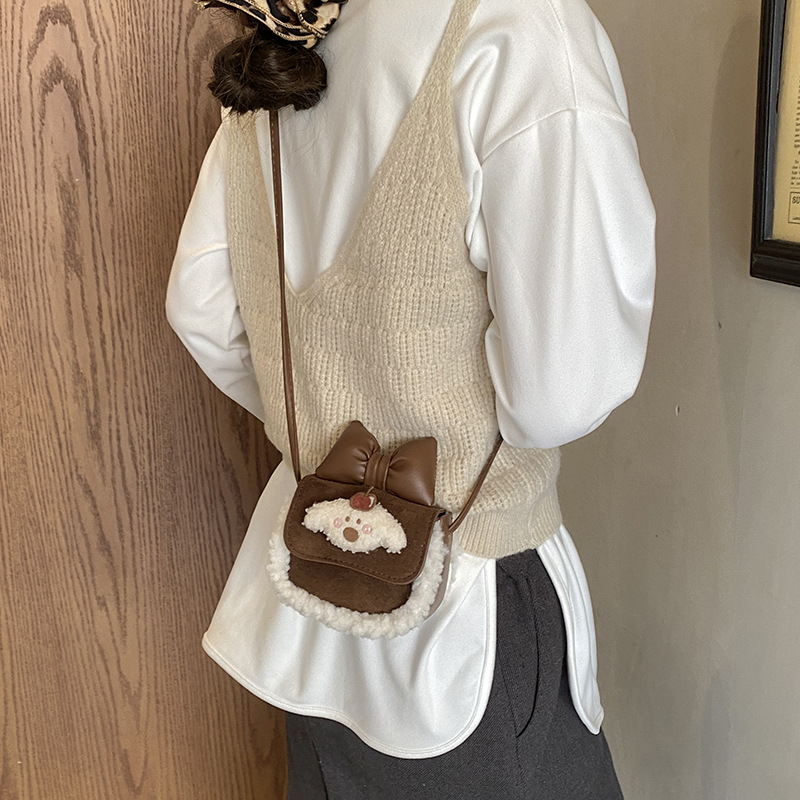 Mini nicho coreano diseño bolso pequeño 2025, nuevo invierno en el aire exterior encantador hombro de un solo hombro bolso inclinado