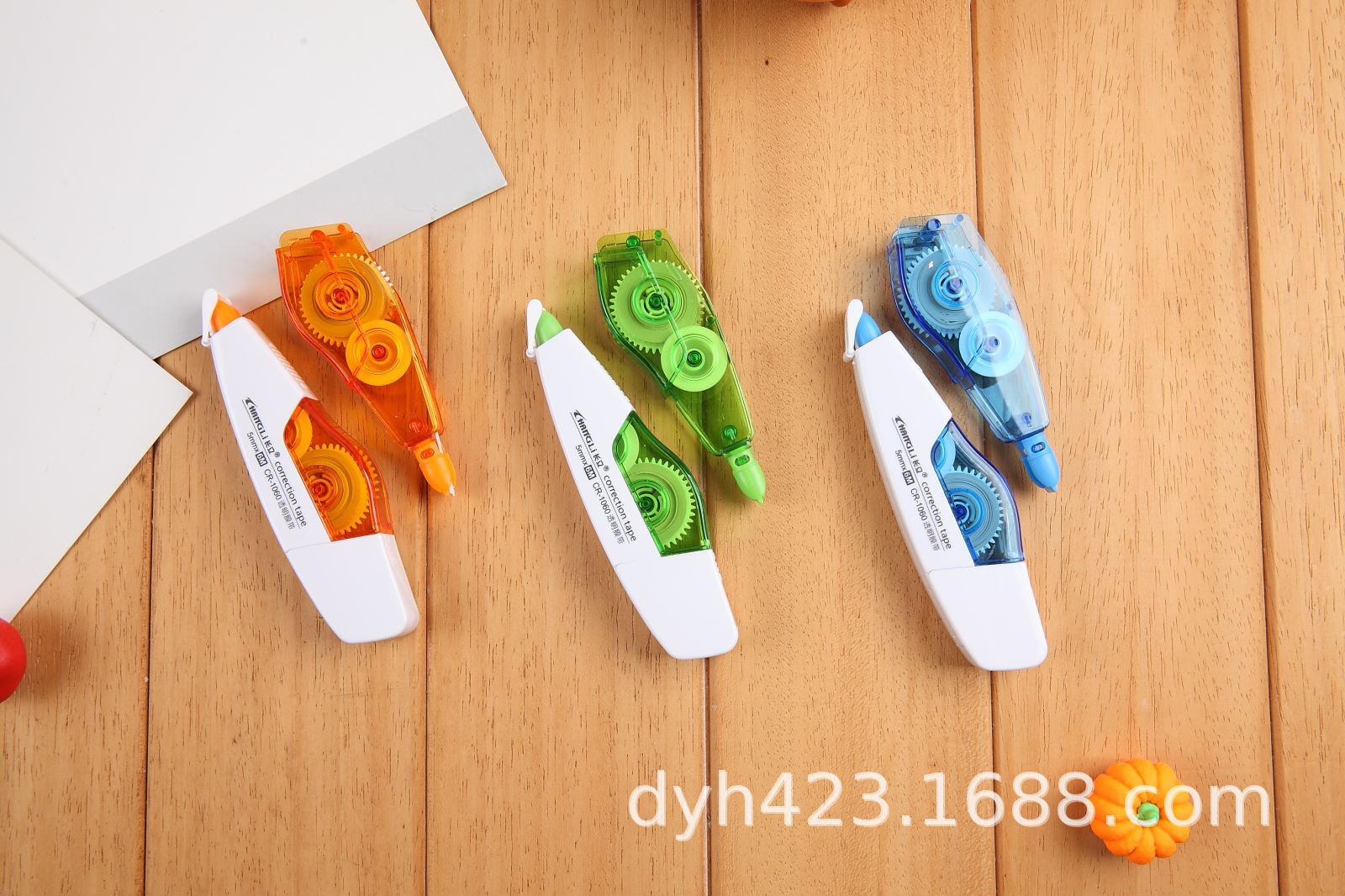 CR-1060修正带 展6.jpg