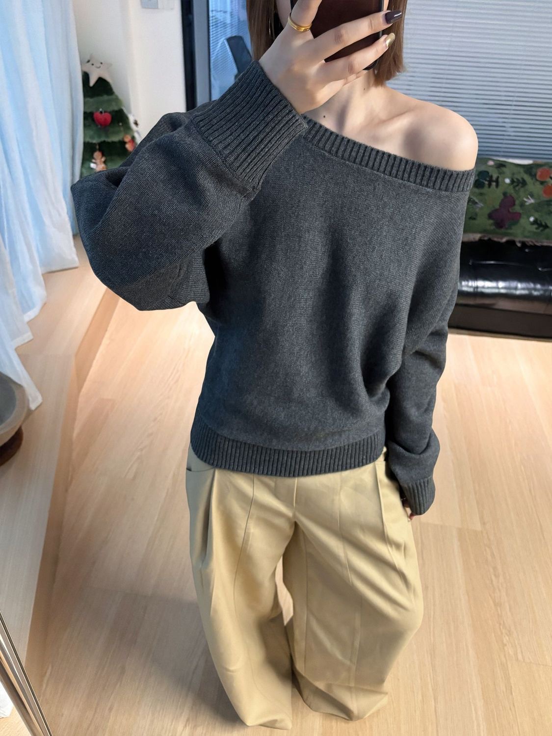 Retro sophisticated knitted sweater