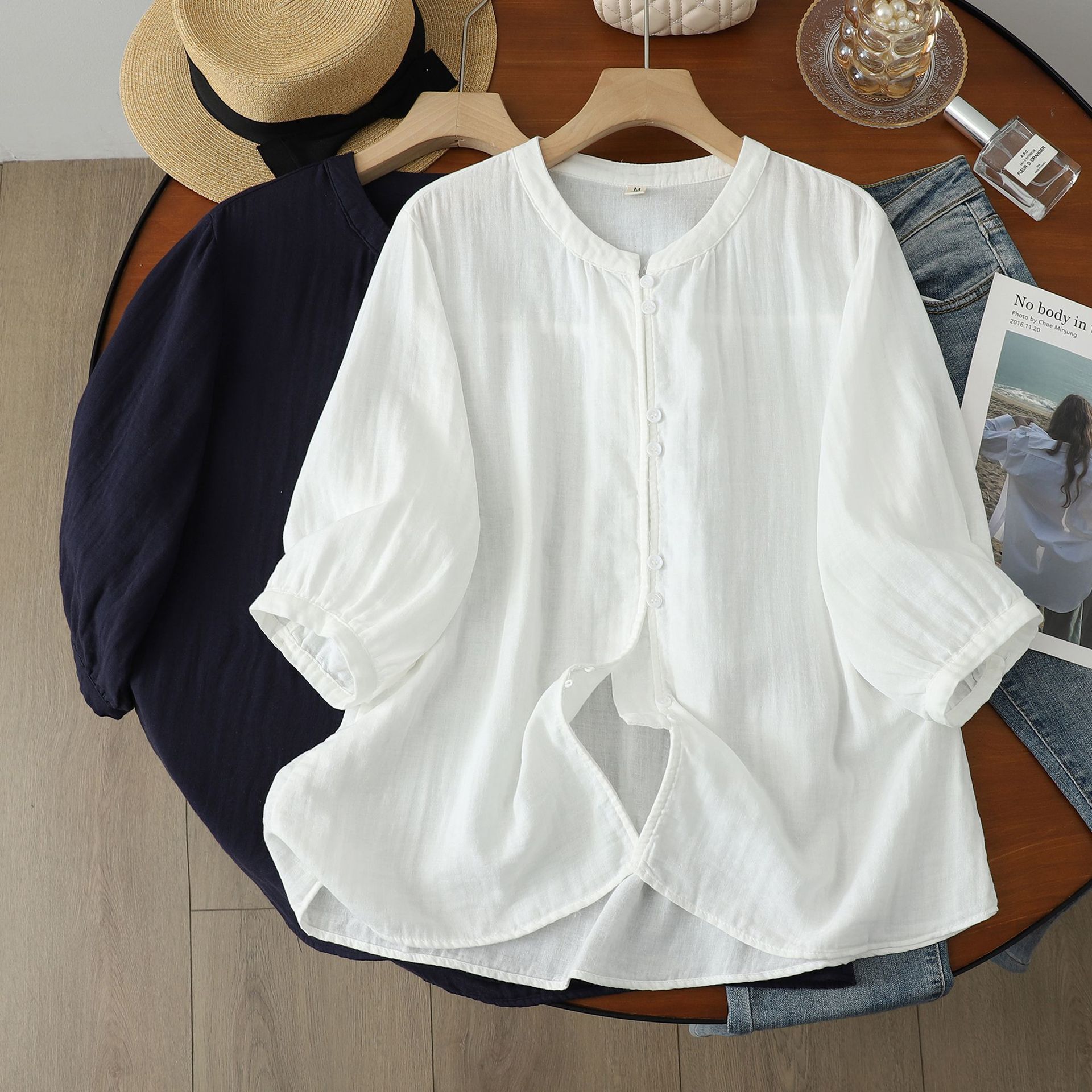 Solid color breathable summer shirt