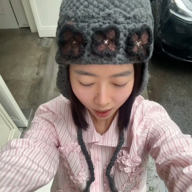 博主同款~秋冬小众花朵翻边针织帽女新款毛线护耳保暖飞行帽子潮|undefined