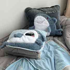 5RY公仔抱枕被子两用二合一办公室午睡2023新款折叠枕头毯子靠枕