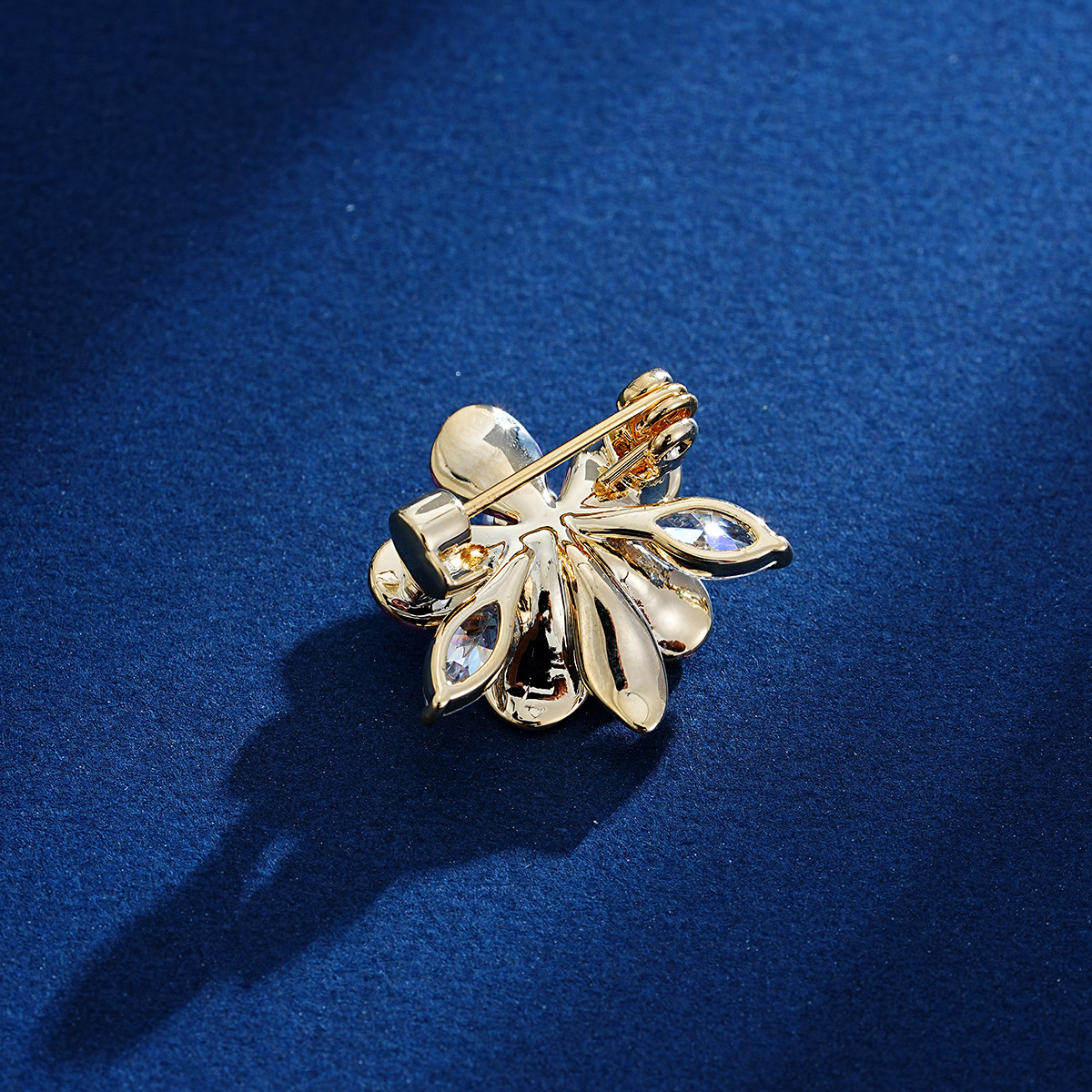 Purple Camellia Pearl Enamel Brooch For Women Elegant Accessory_voghion.com