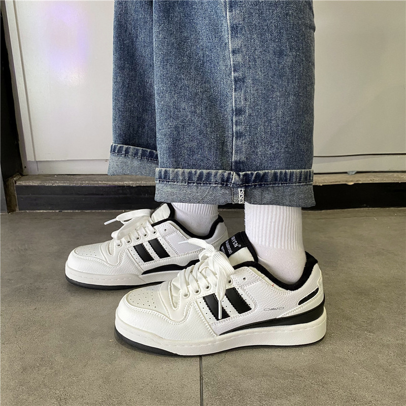 2026 Spring New Student Casual Fashion Retro Niche Sneakers Trendy Ins Street Style Harajuku Versatile Couple Shoes 2026 Spring New Student Casual Fashion Retro Niche Sneakers Trendy Ins Street Style Harajuku Versatile Couple Shoes