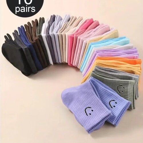 Zhuji Datang manufacturers wholesale cross-border Temu colored boat socks medium tube socks European and American trend men's socks in stock