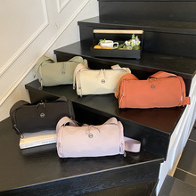 ins小众设计感简约圆筒包女韩版潮流防泼水尼龙布休闲单肩斜挎包