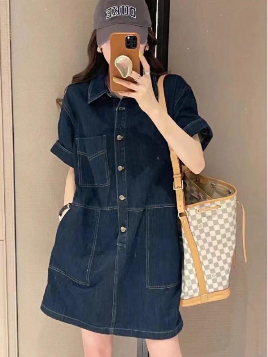 Váy liền denim ống đứng tay ngắn viền cong cỡ lớn — Màu xanh lam nhạt