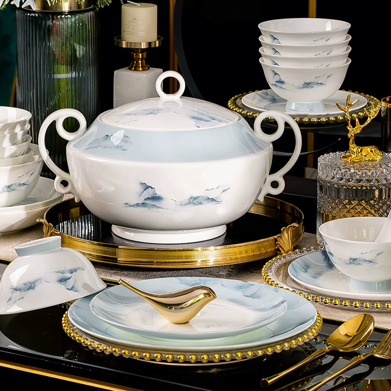 Один комплект фаянсовой посуды Jingdezhen bone porcelain без глазури, высокого класса