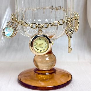 2025 New Style Charm Chain Bracelet Watch Elegant Jewelry Watch Modern Creative Stylish European and American Style Ladies Watch