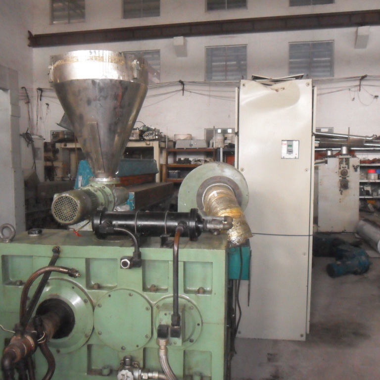 二手行星挤出机。塑料行星挤出机。行星挤出机。旧行星挤出机。