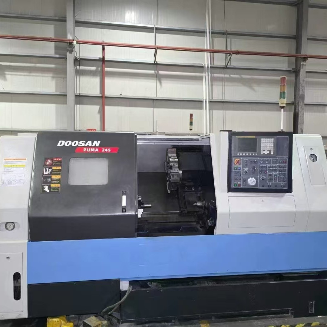 处理二手斗山PUMA245数控斜身车棒料通过直径:75mm