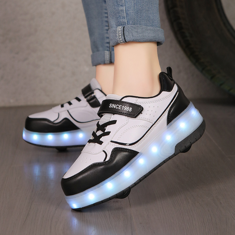 Amazon Factory Direct Sales Boys and Girls Double-Wheel Sneakers, Roller Shoes, Flying Shoes, Trendy Roller Shoes