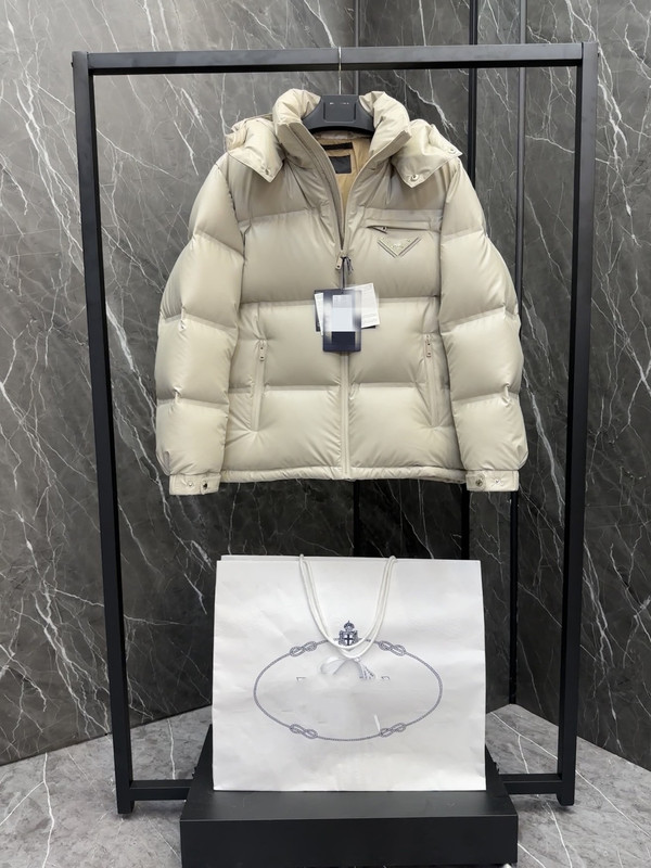 普家25ss P家三角标新款黑科技压胶羽绒服夹克外套|undefined