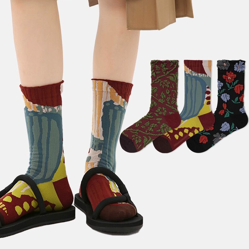 Niche designer retro style trendy spring and autumn personalized flower socks Japanese net infrared wear socks