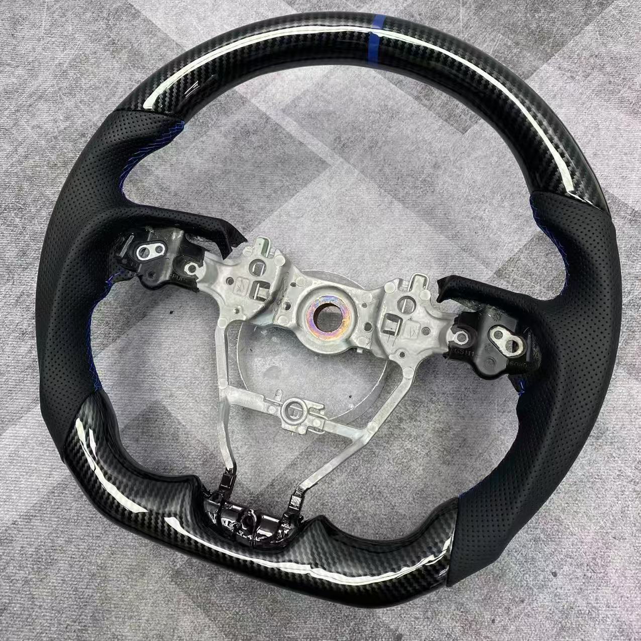 Customized Carbon Fiber Steering Wheel with Water Transfer Printing from the Source Manufacturer, Suitable for Eighth-Generation Toyota Camry Car Steering Wheel Processing