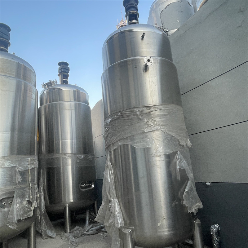 出售二手不锈钢发酵罐  微生物发酵储存罐  立式化工发酵设备