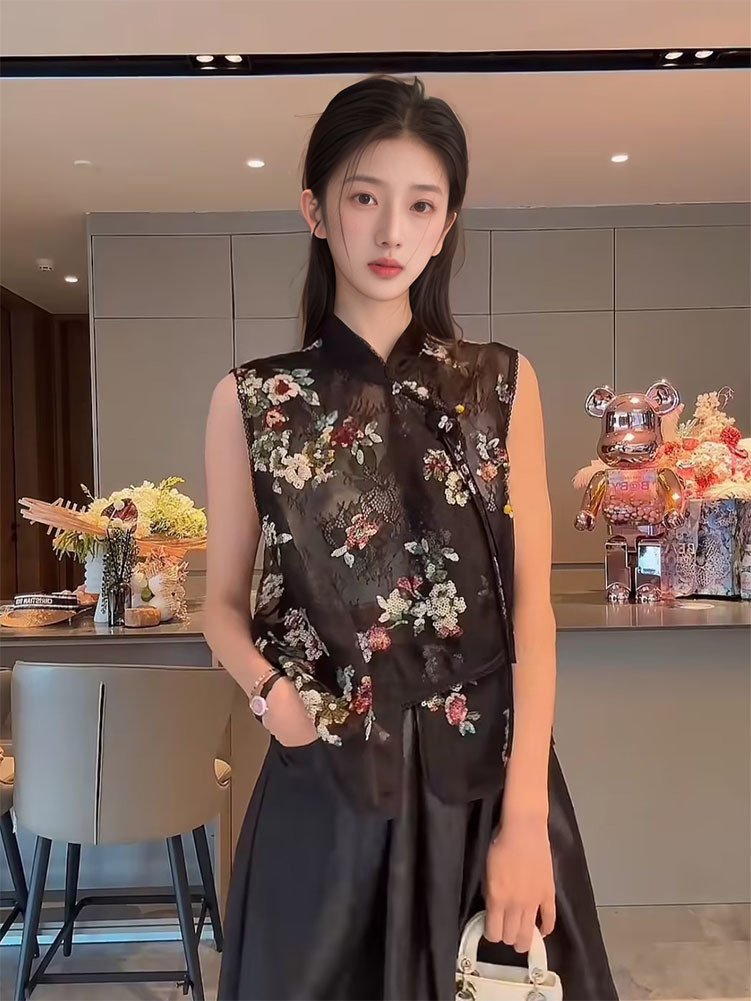 Áo vest thêu ren phong cách Trung Quốc mới mùa hè, tay loe nhẹ nhàng — Màu đen