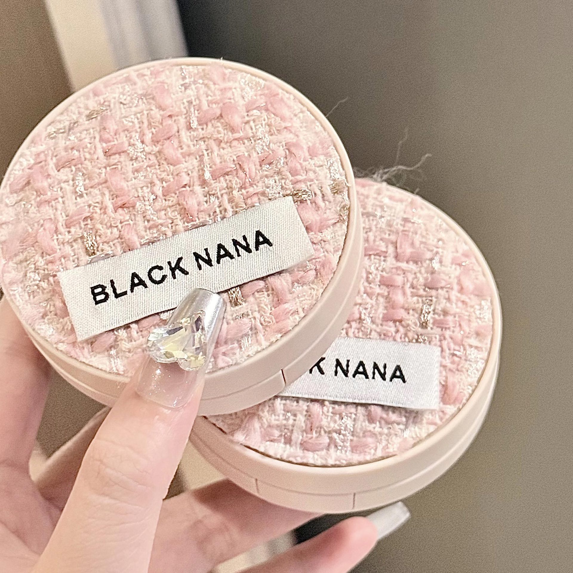 BLACK NANA BALLET HILD NETWORK TRANSFORMACION BACKLINER POWDER LIQUID CONCLUSOR MAquillaje ligero y humectante Maquillaje inferior impecable para mujeres