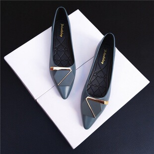 Spring and summer 2023 season New High Heels Women's Mid Heel Shoes soft leather pointed metal buckle fashion work girls' shoes
