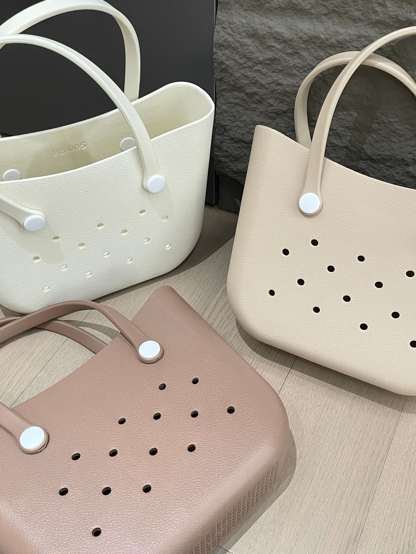 1696g Weight Open Closure Type Double Handle Strap Type Handbag Bags Type Casual, Daily Occasion EVA Material Solid Color Pattern All Seasons Season Women's Gender Streetwear Style Square Shape Women's EVA Solid Color Streetwear Square Open Handbag 6
